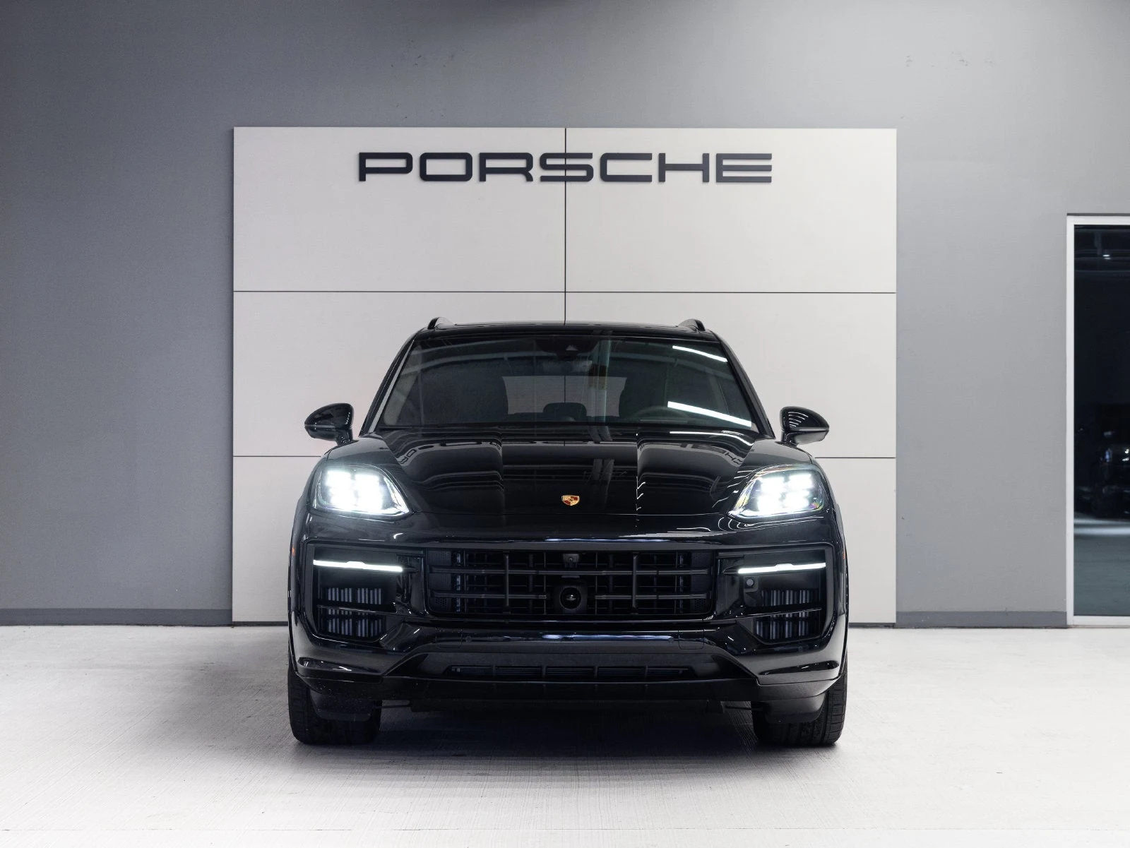 2025 Porsche Cayenne GTS (3rd Generation), 10/20