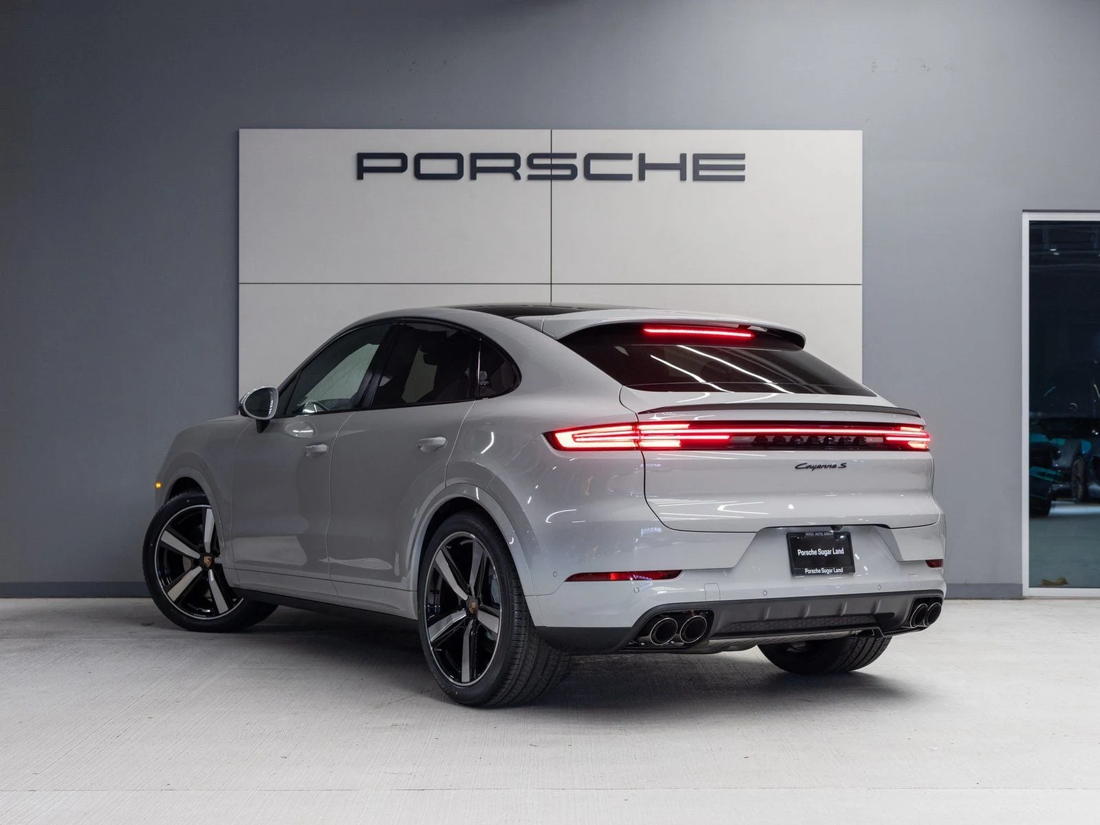 2026 Porsche Cayenne S Coupé (3rd Generation), 3/20