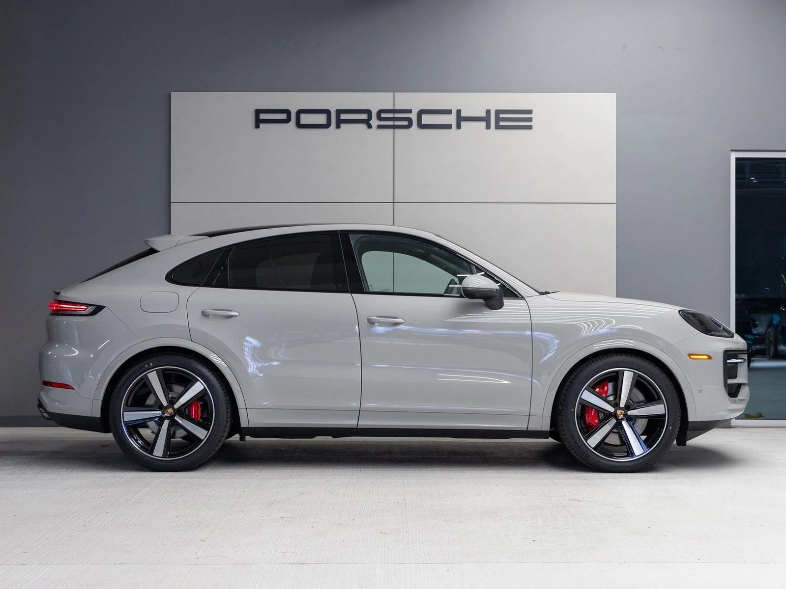 2026 Porsche Cayenne S Coupé (3rd Generation), 8/20