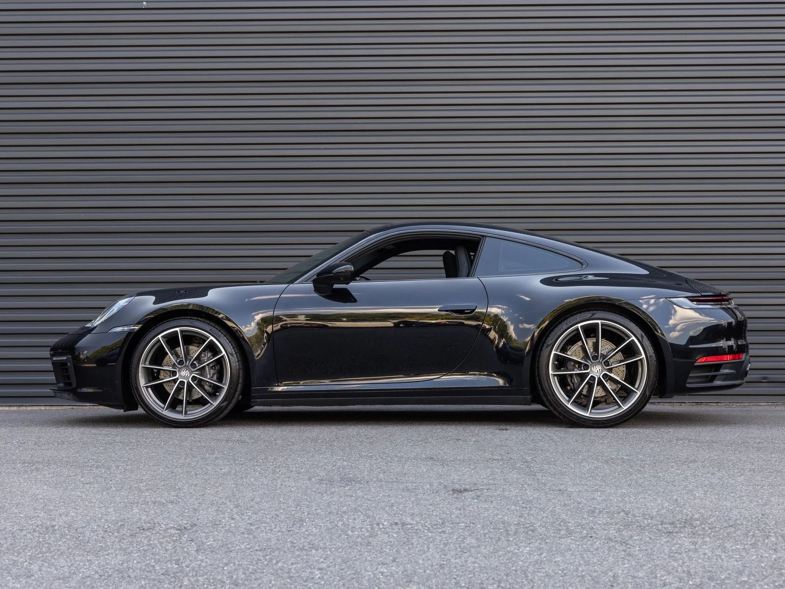 2024 Porsche 911 Carrera (992.1), 2/20