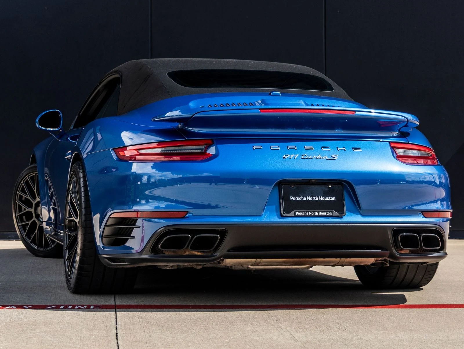 2017 Porsche 911 Turbo S Cabriolet (991.2), 3/20