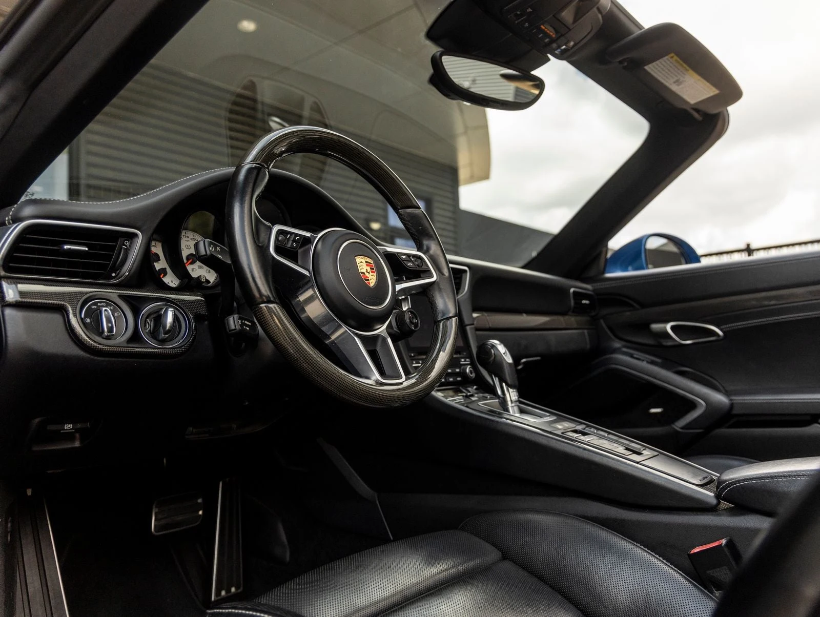 2017 Porsche 911 Turbo S Cabriolet (991.2), 4/20