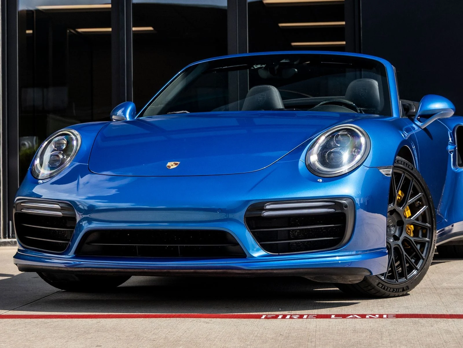 2017 Porsche 911 Turbo S Cabriolet (991.2), 7/20