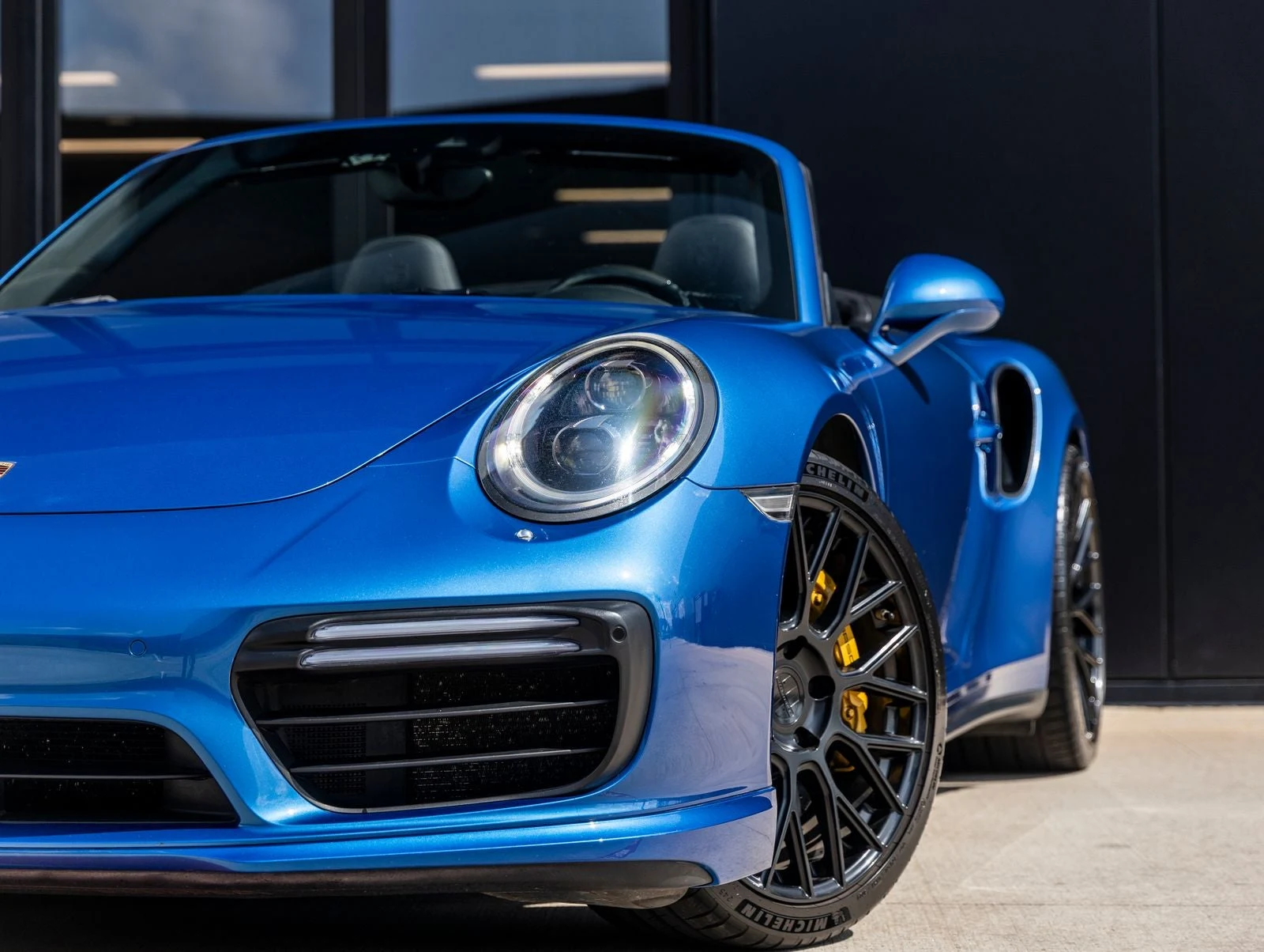 2017 Porsche 911 Turbo S Cabriolet (991.2), 17/20