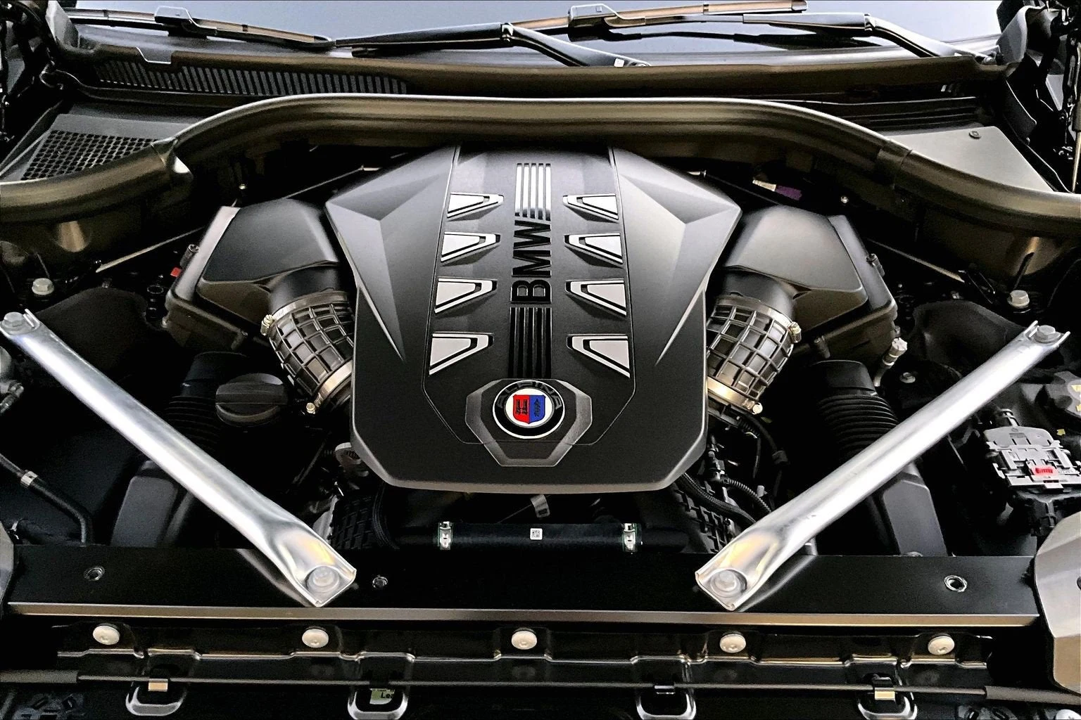 2026 BMW ALPINA XB7 (G07), 10/20