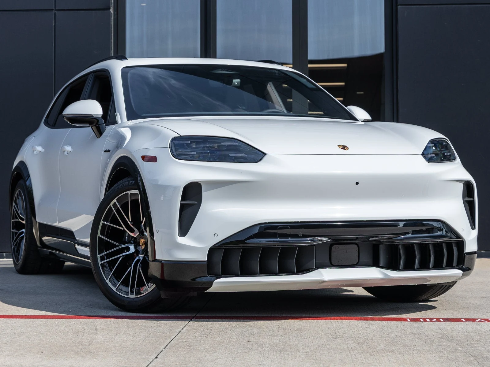 2026 Porsche Cayenne Electric (E4), 6/20
