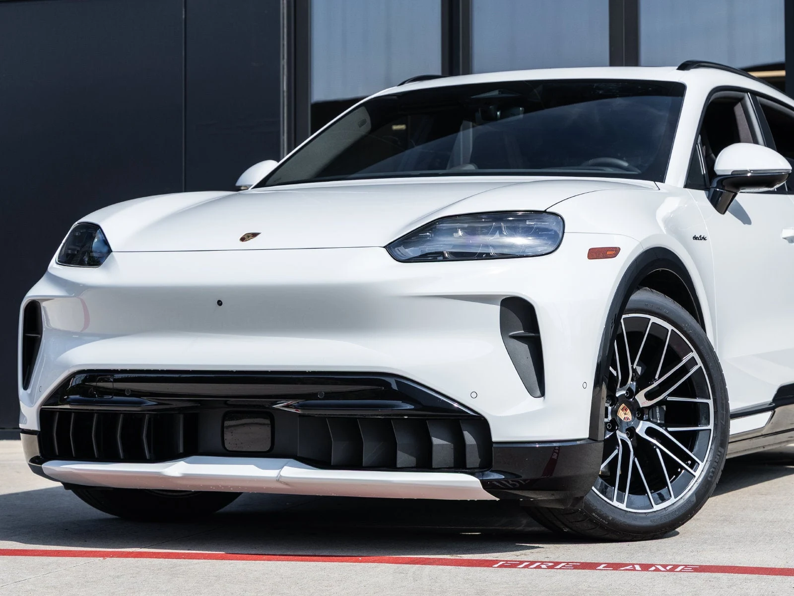 2026 Porsche Cayenne Electric (E4), 7/20