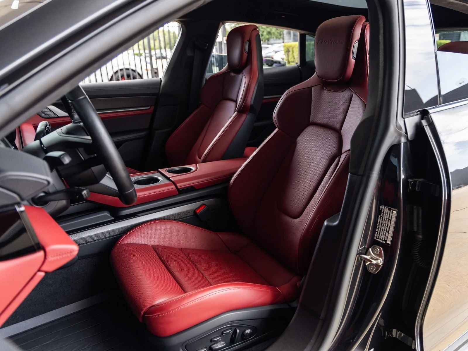 2023 Porsche Taycan Turbo S Cross Turismo (Original Version), 5/20