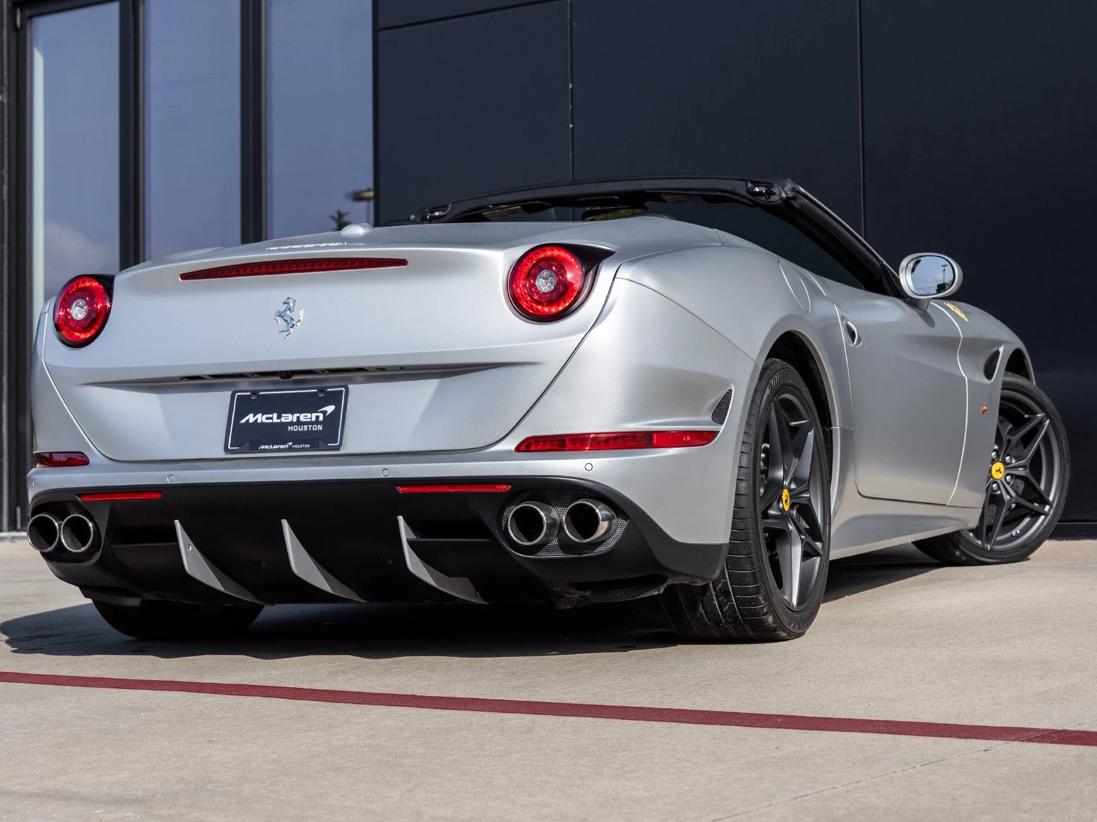 2015 Ferrari California T, 9/20