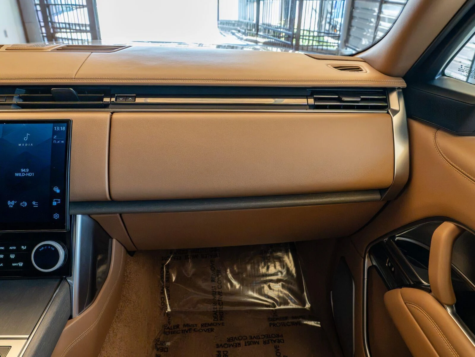 2022 Land Rover Range Rover SV LWB (L460), 16/20