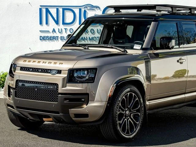 2025 Land Rover Defender OCTA (L663), 2/20