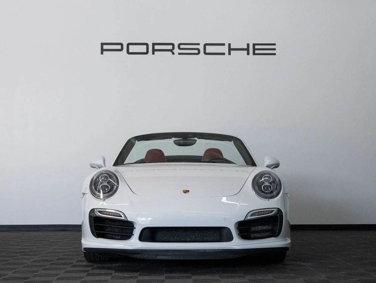 2014 Porsche 911 Turbo S Cabriolet (991.1), 10/20