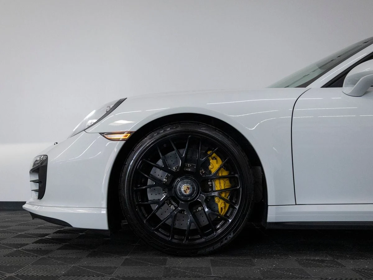 2014 Porsche 911 Turbo S Cabriolet (991.1), 12/20