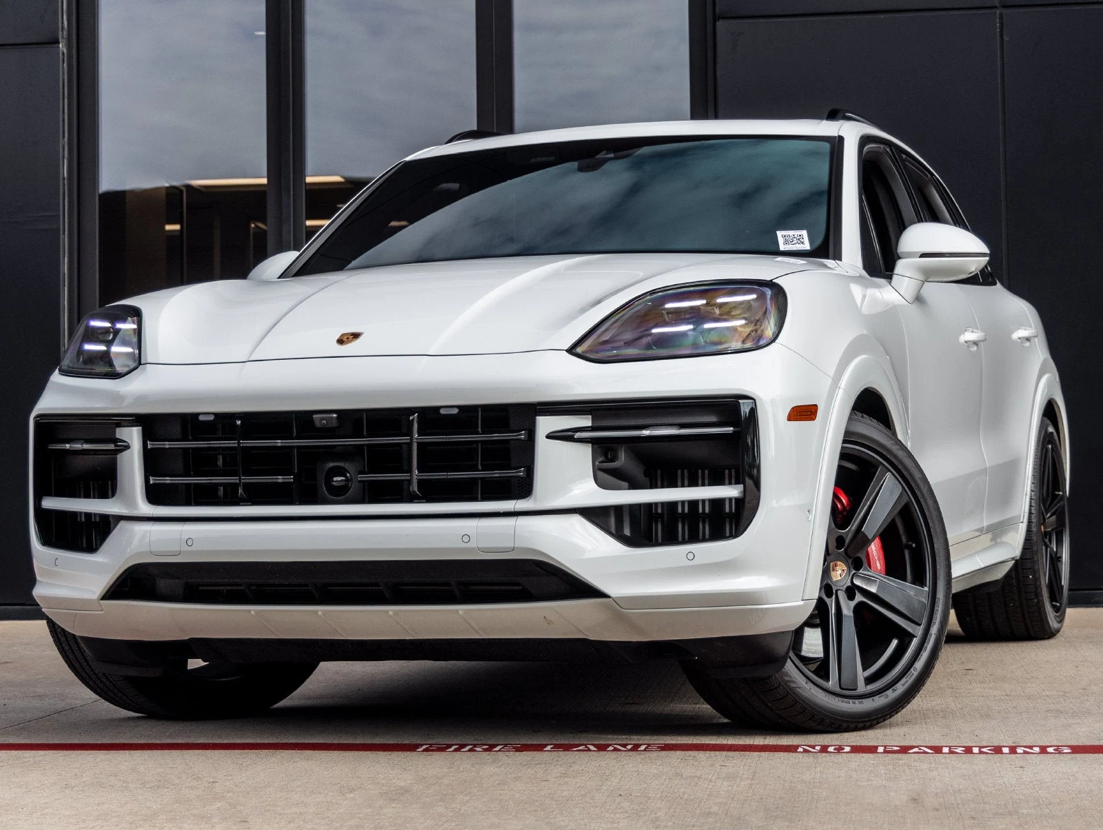Porsche Cayenne GTS (3rd Generation) · white · Indigo Auto Group