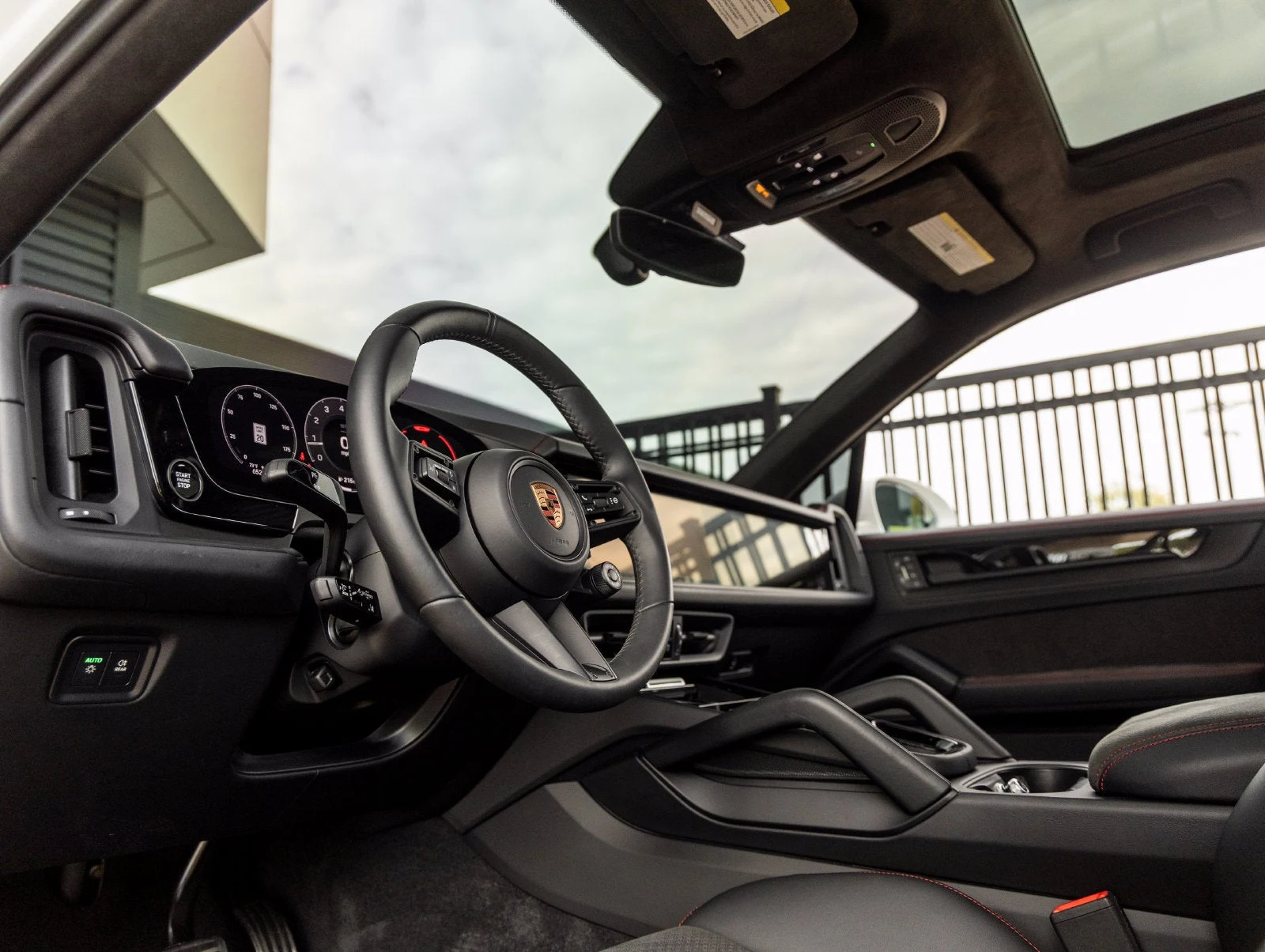 2025 Porsche Cayenne GTS (3rd Generation), 4/20