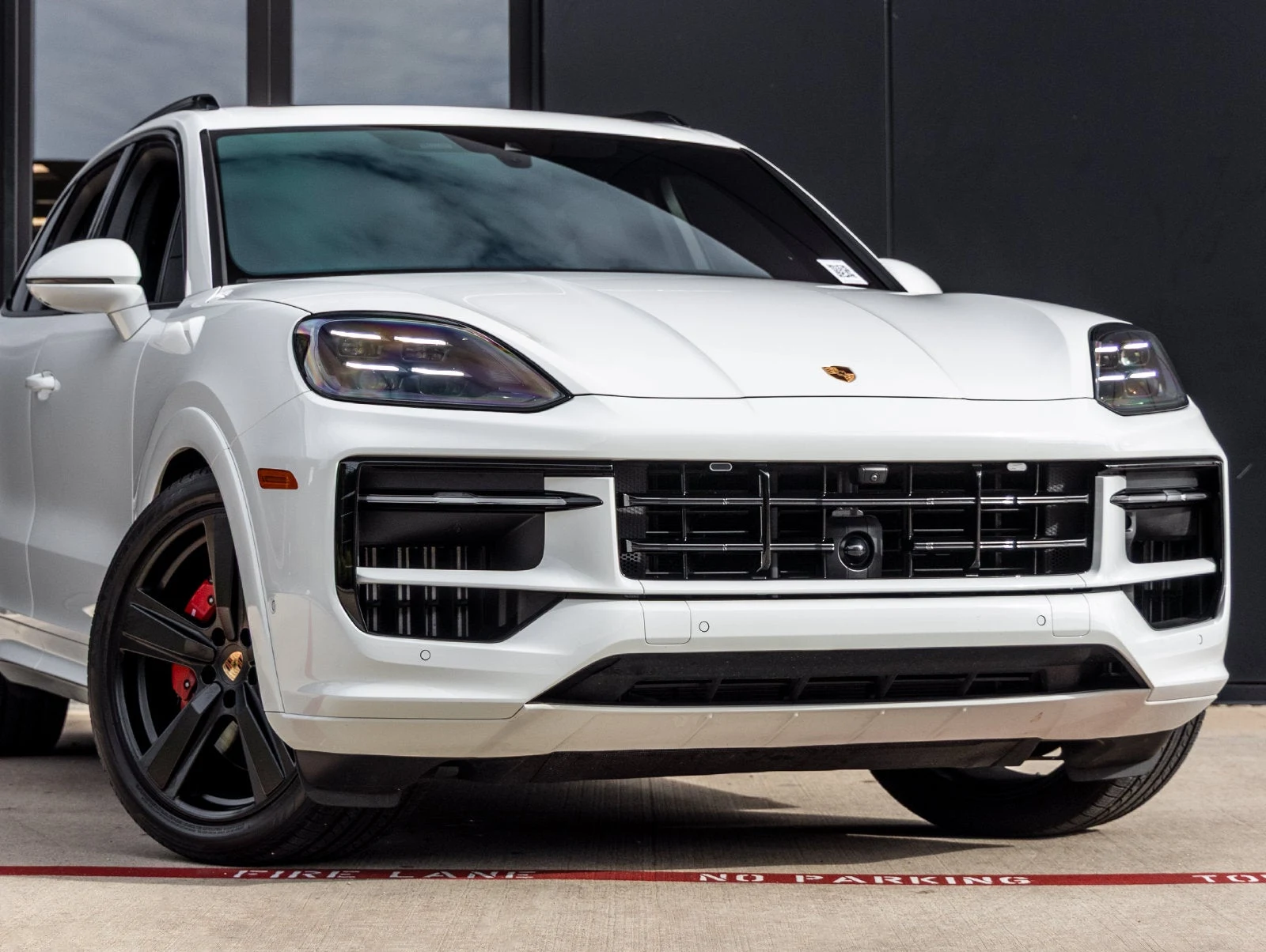 2025 Porsche Cayenne GTS (3rd Generation), 9/20