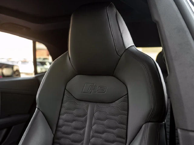 2026 Audi RS Q8 performance (4M), 17/20