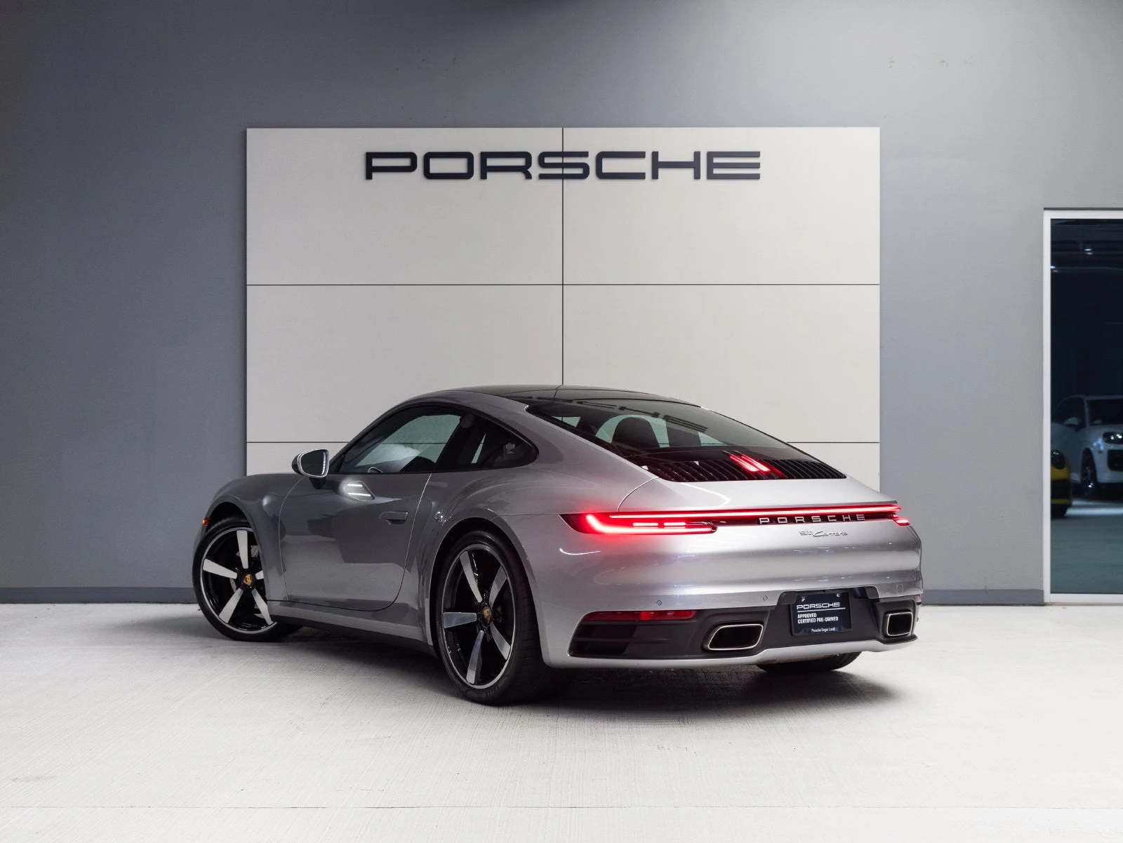 2022 Porsche 911 Carrera (992.1), 3/20