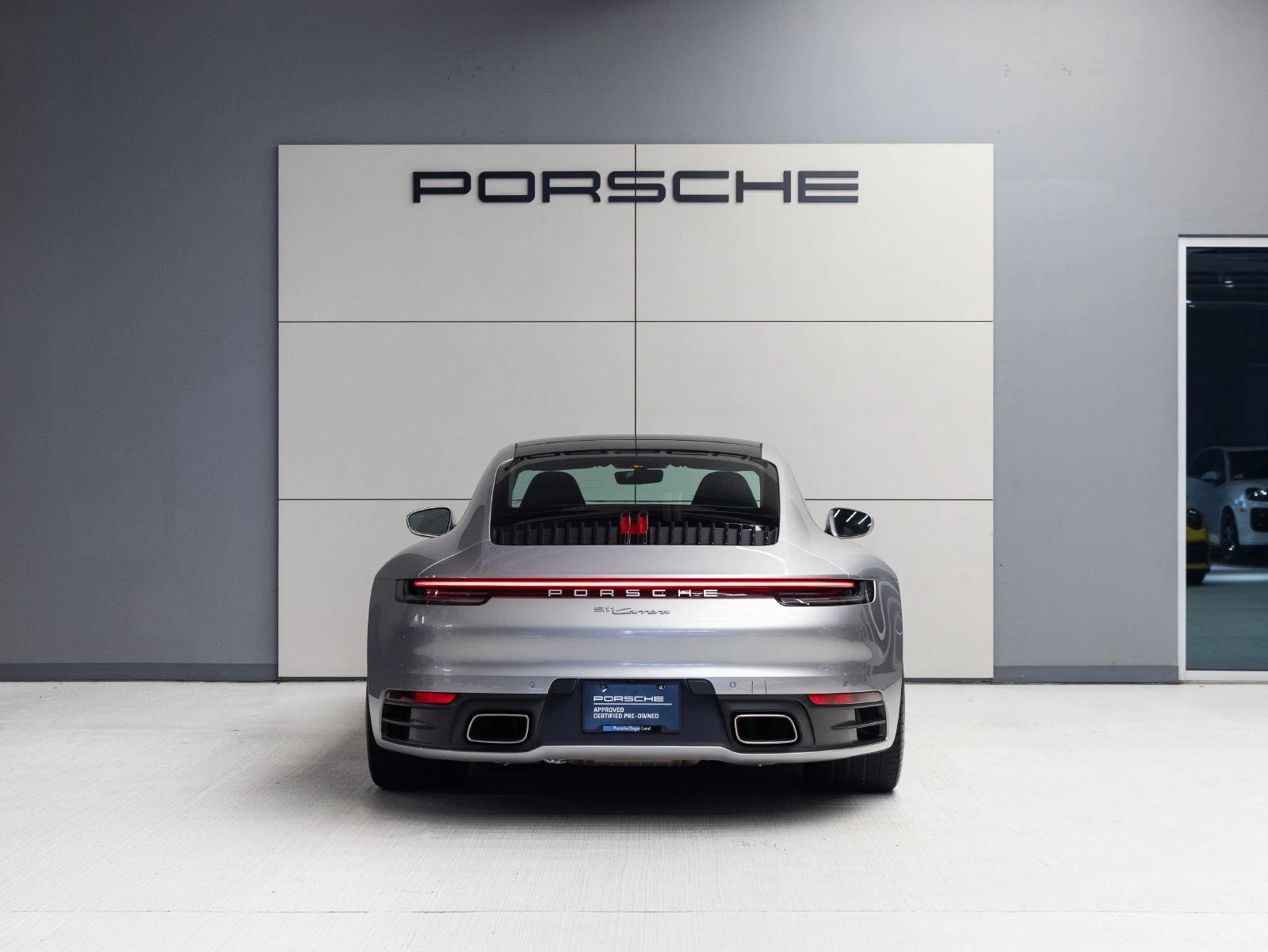2022 Porsche 911 Carrera (992.1), 6/20