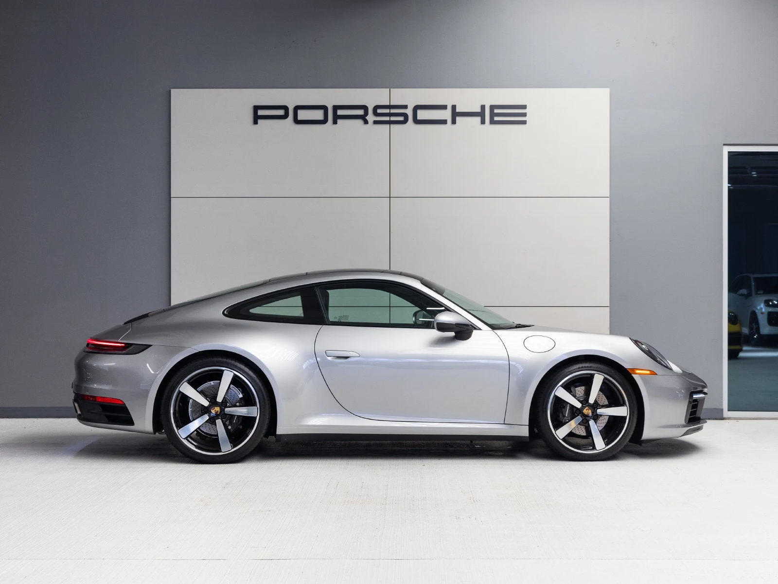 2022 Porsche 911 Carrera (992.1), 8/20