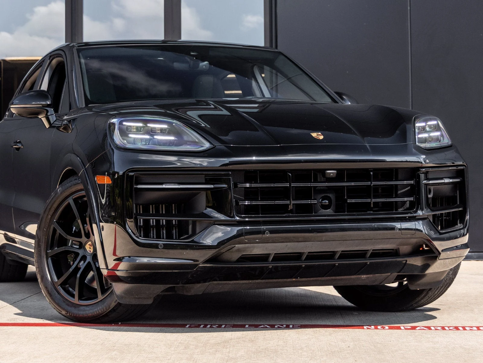 2025 Porsche Cayenne GTS Coupé (3rd Generation), 9/20