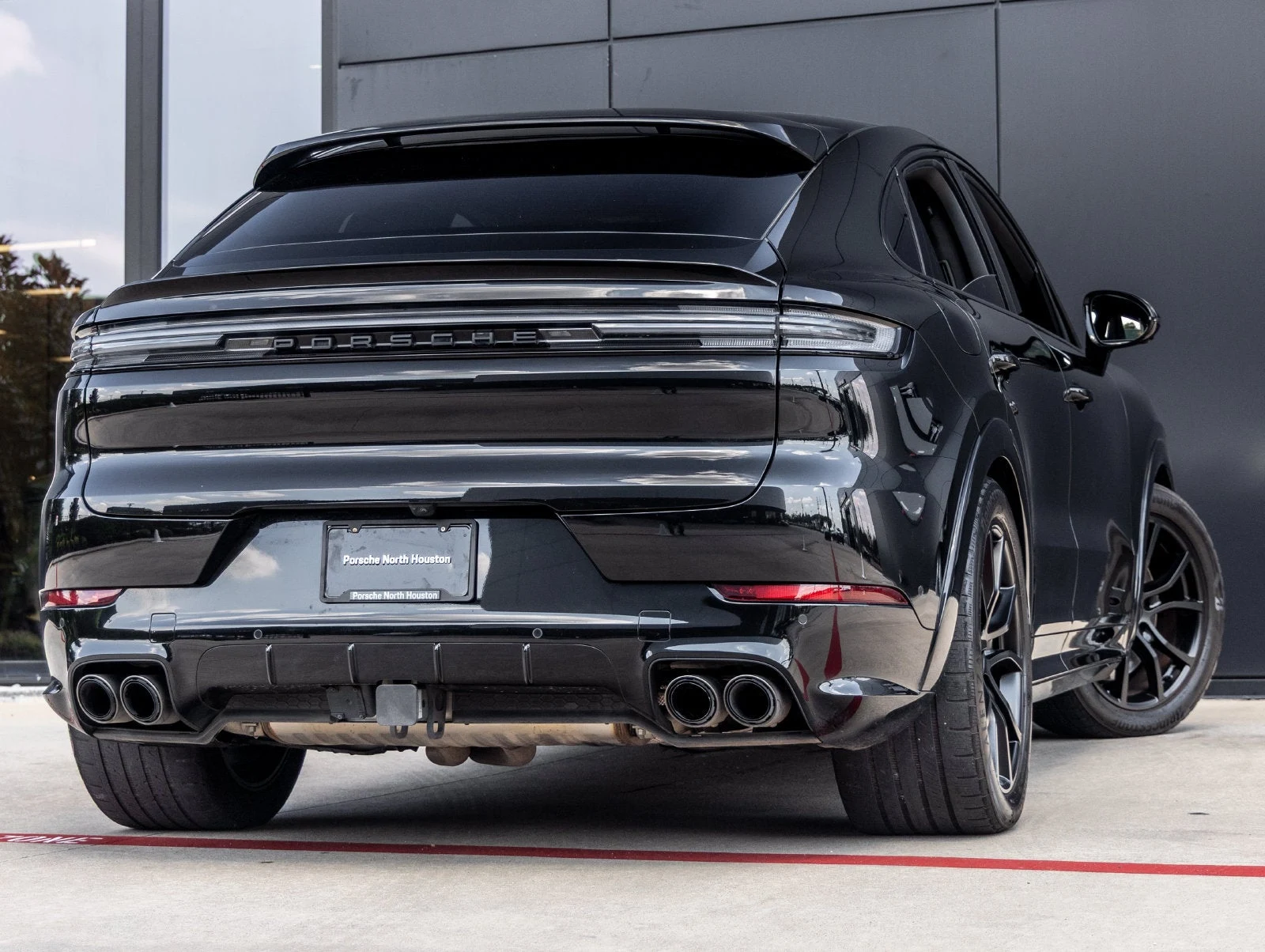 2025 Porsche Cayenne GTS Coupé (3rd Generation), 11/20