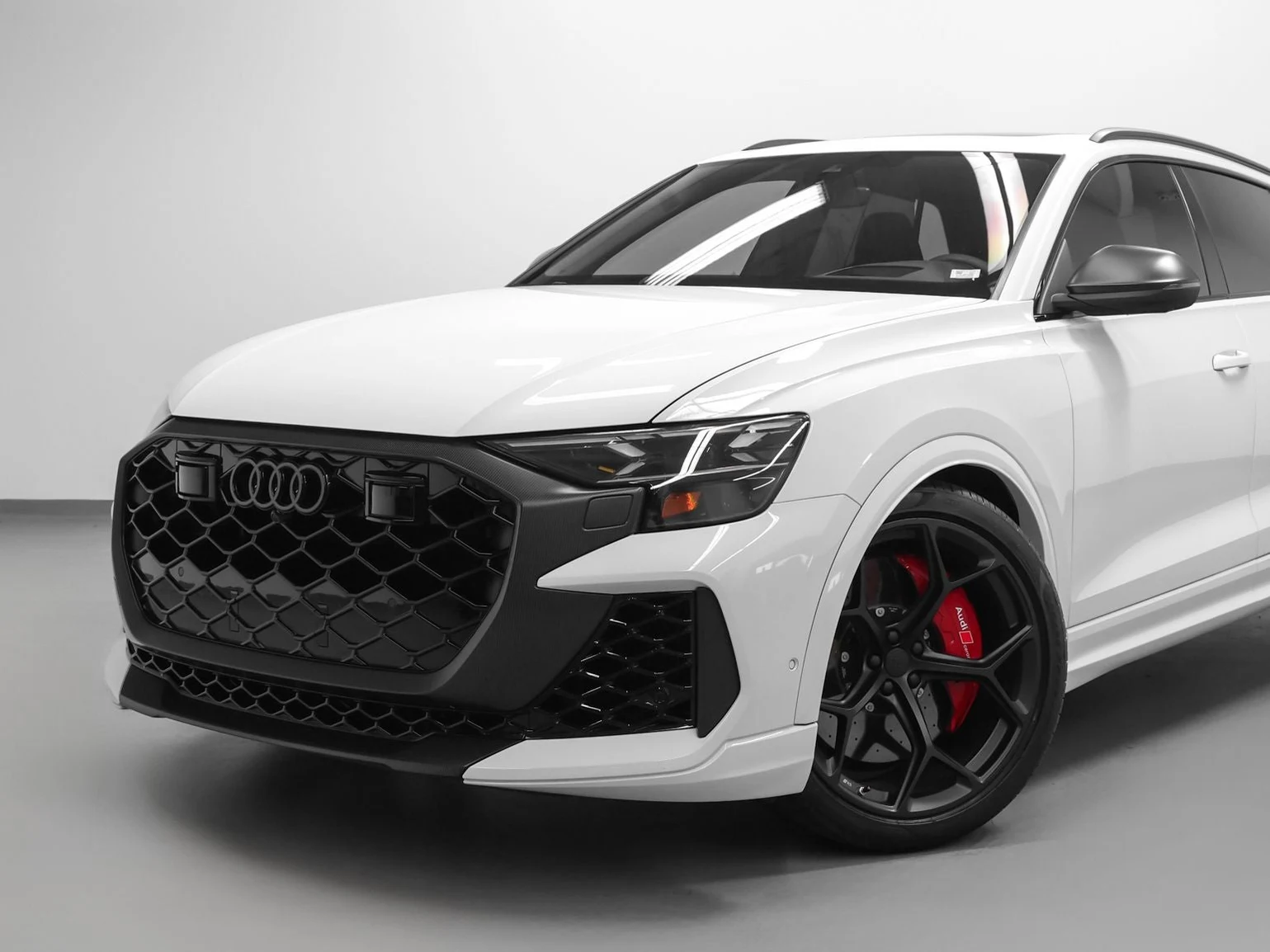 2026 Audi RS Q8 performance (4M), 6/20