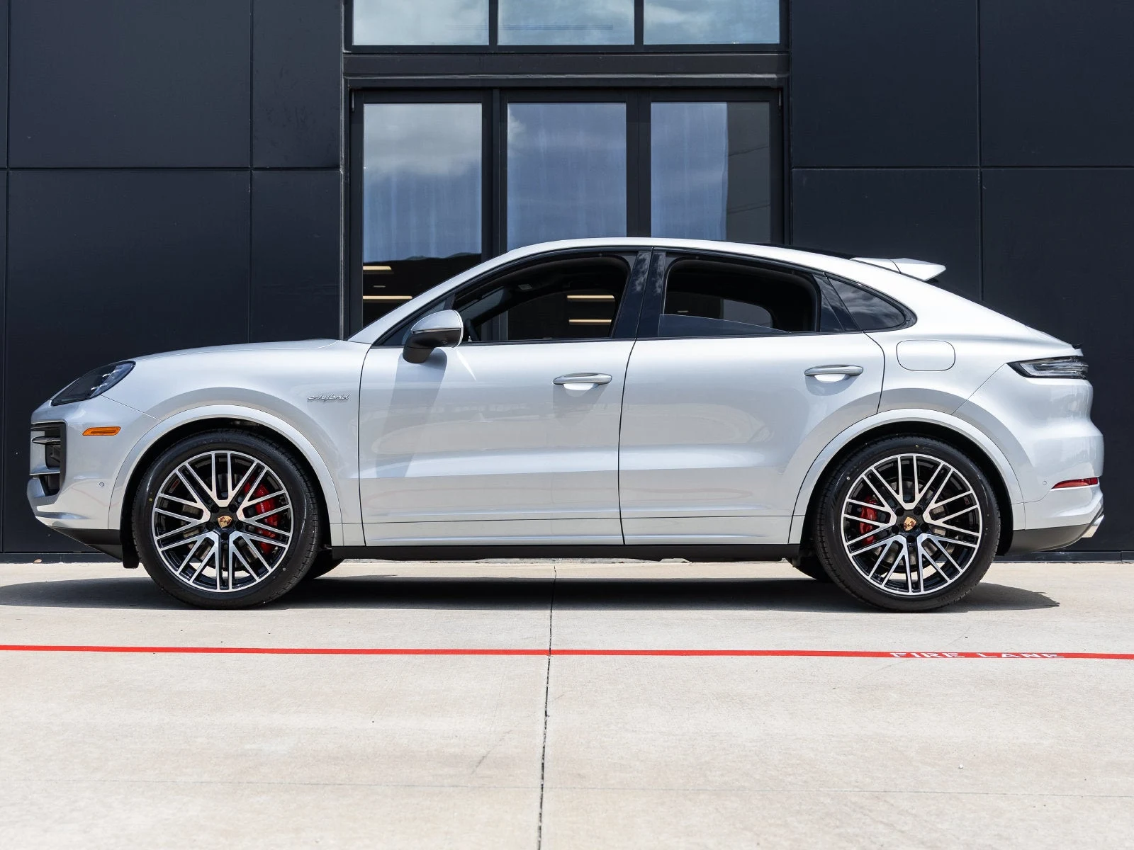 2026 Porsche Cayenne S E-Hybrid Coupé (3rd Generation), 2/20