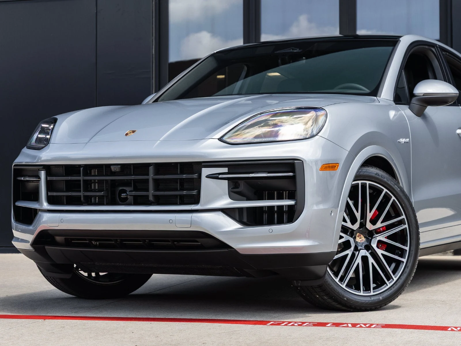 2026 Porsche Cayenne S E-Hybrid Coupé (3rd Generation), 7/20