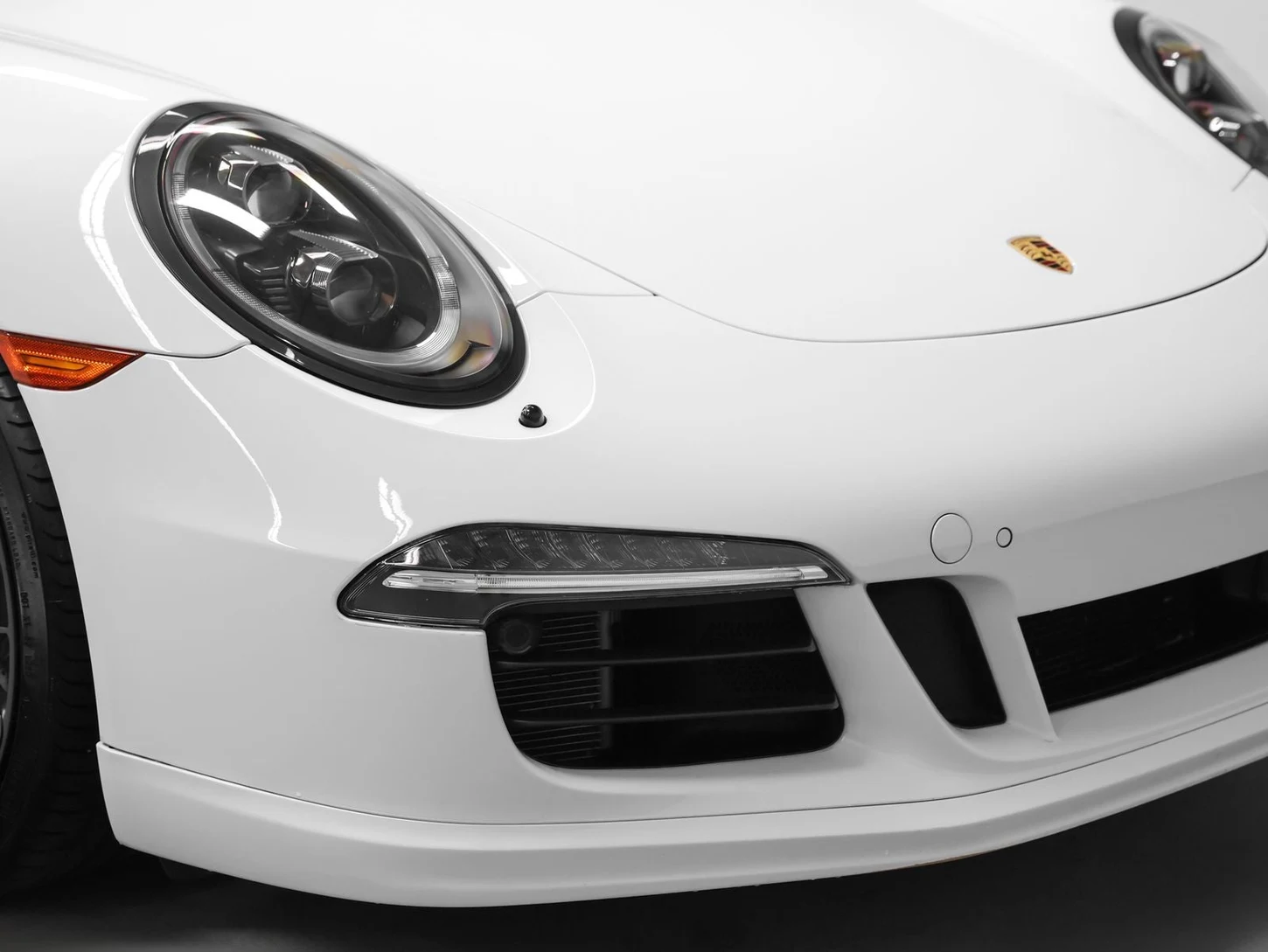 2016 Porsche 911 Carrera GTS (991.1), 18/20