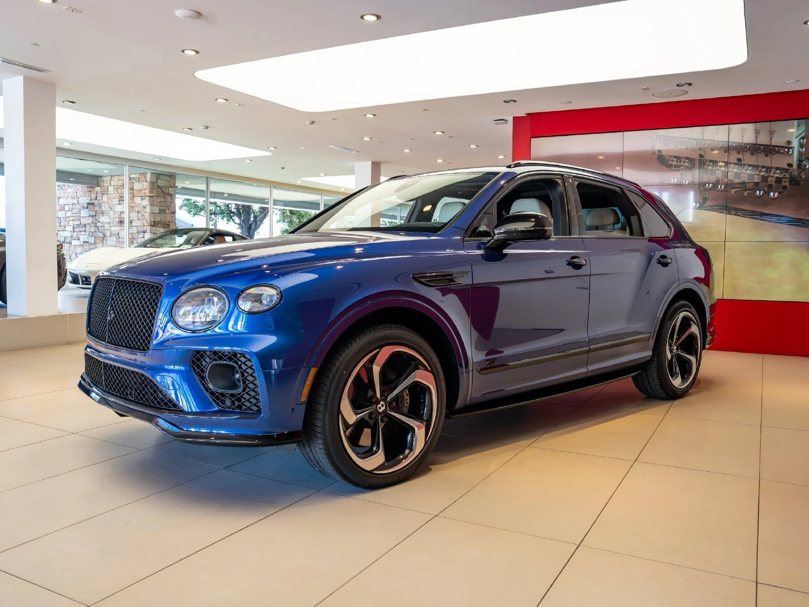 2022 Bentley Bentayga V8, 3/20