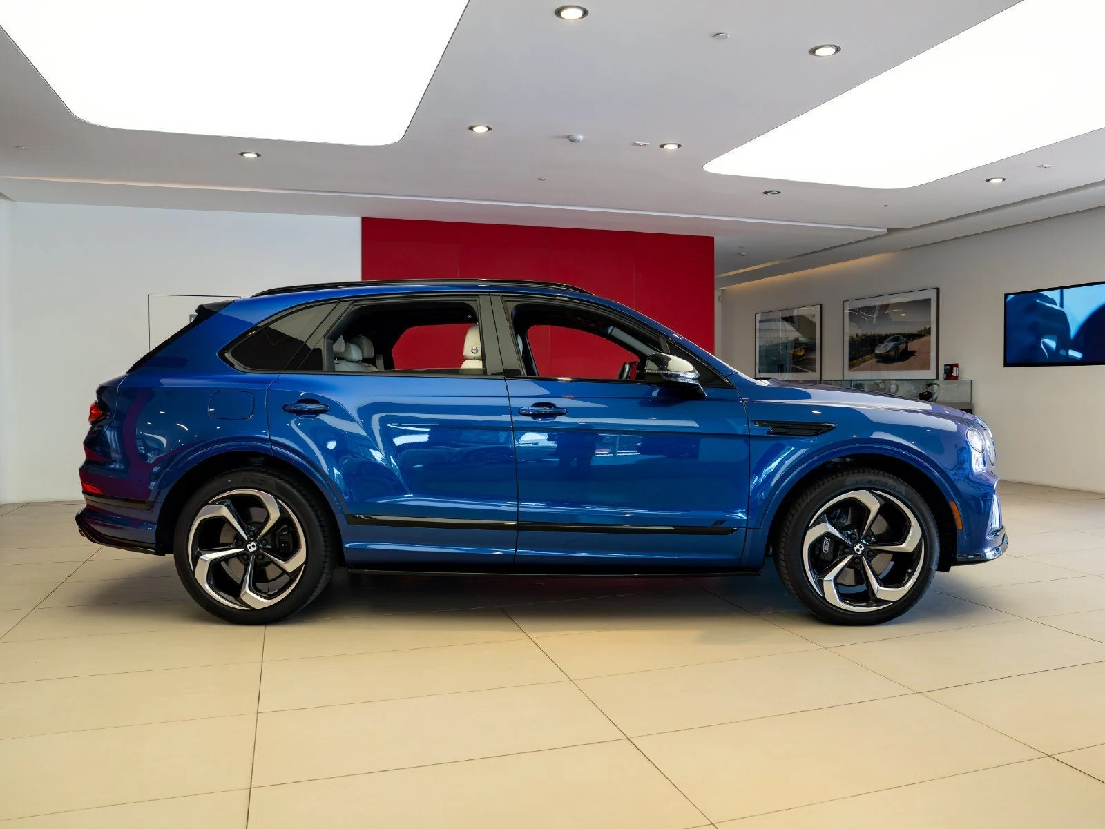 2022 Bentley Bentayga V8, 7/20