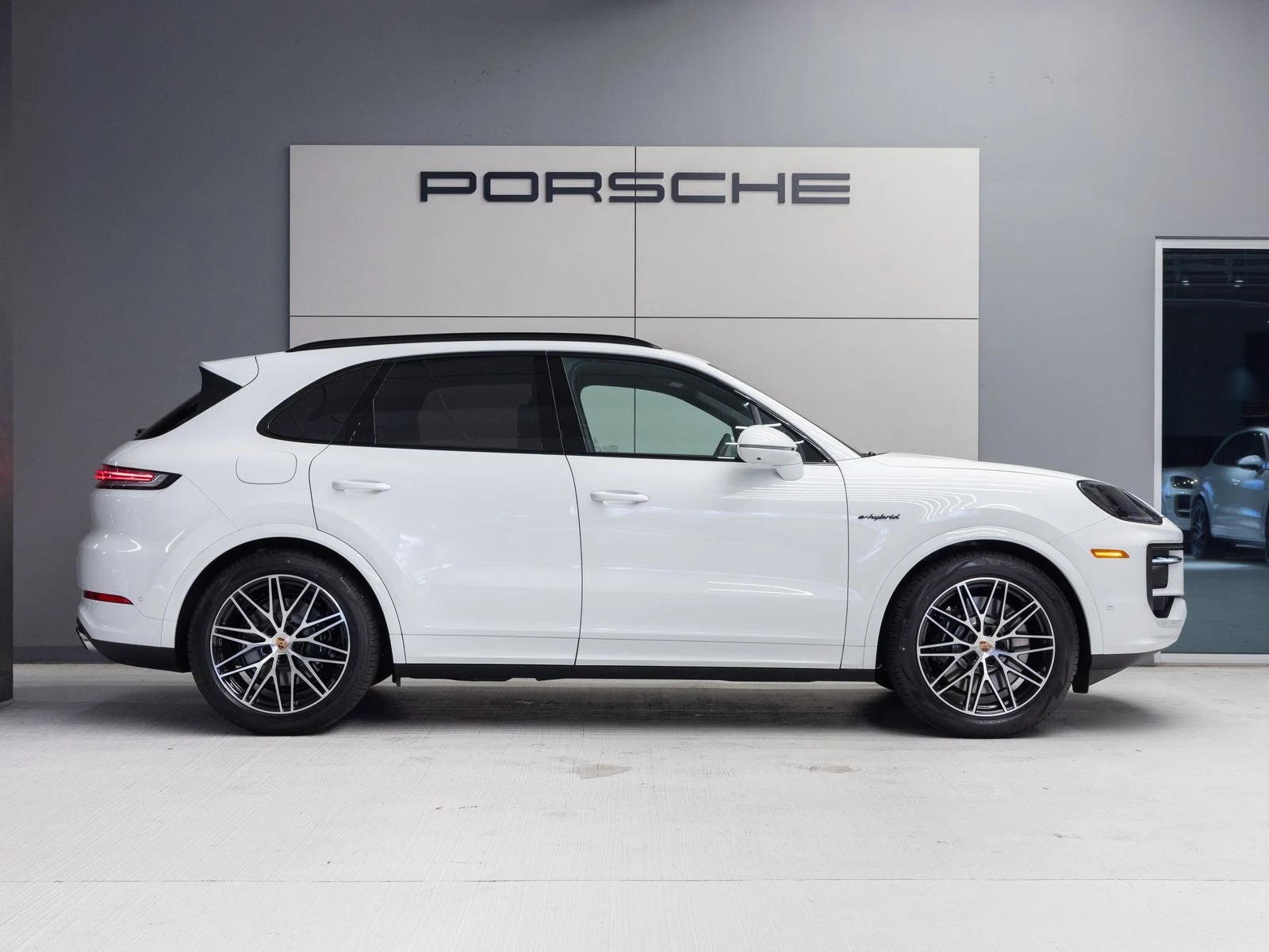 2026 Porsche Cayenne S E-Hybrid (3rd Generation), 8/20