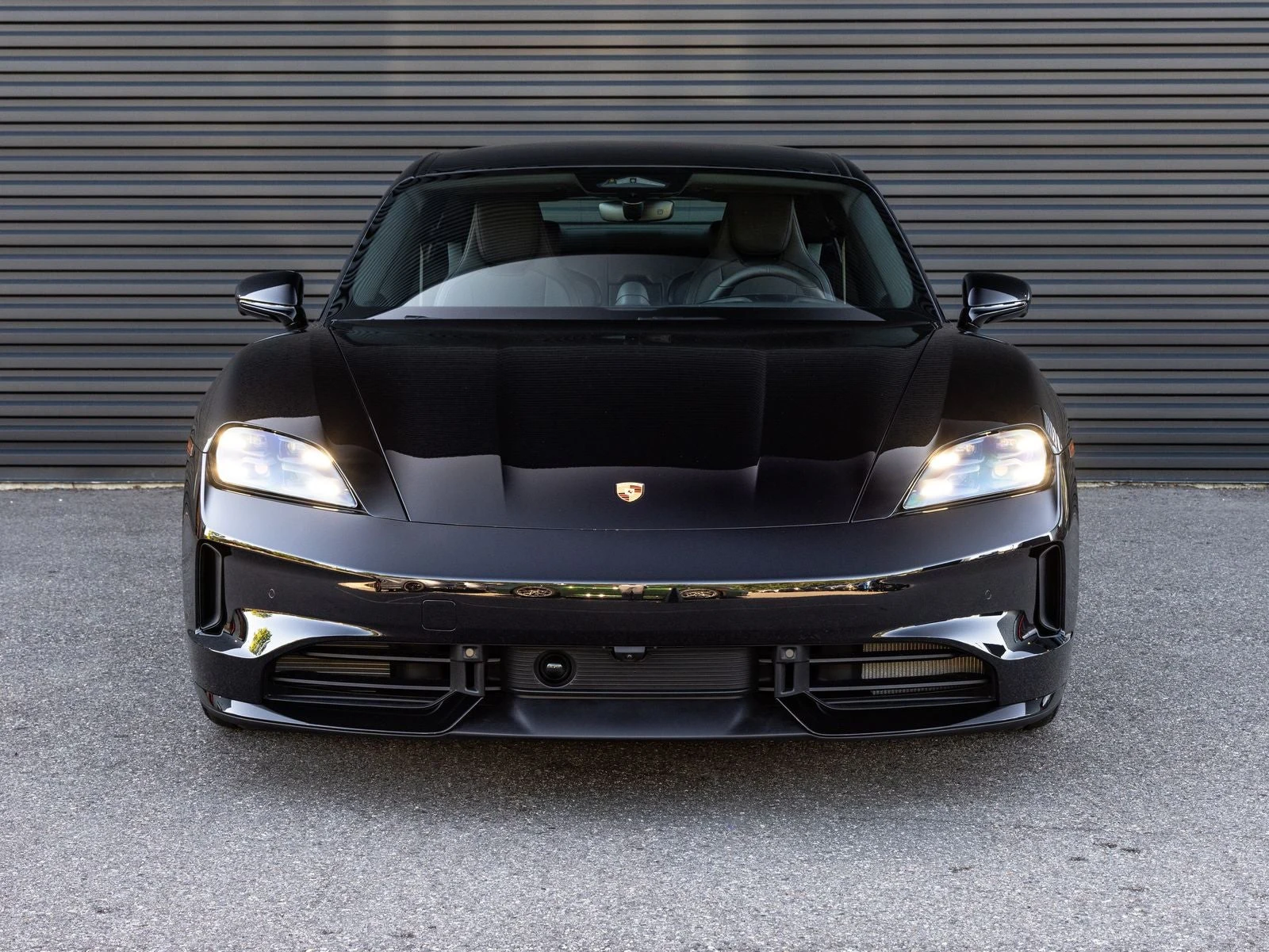 2026 Porsche Taycan Black Edition (2025 Update), 7/20