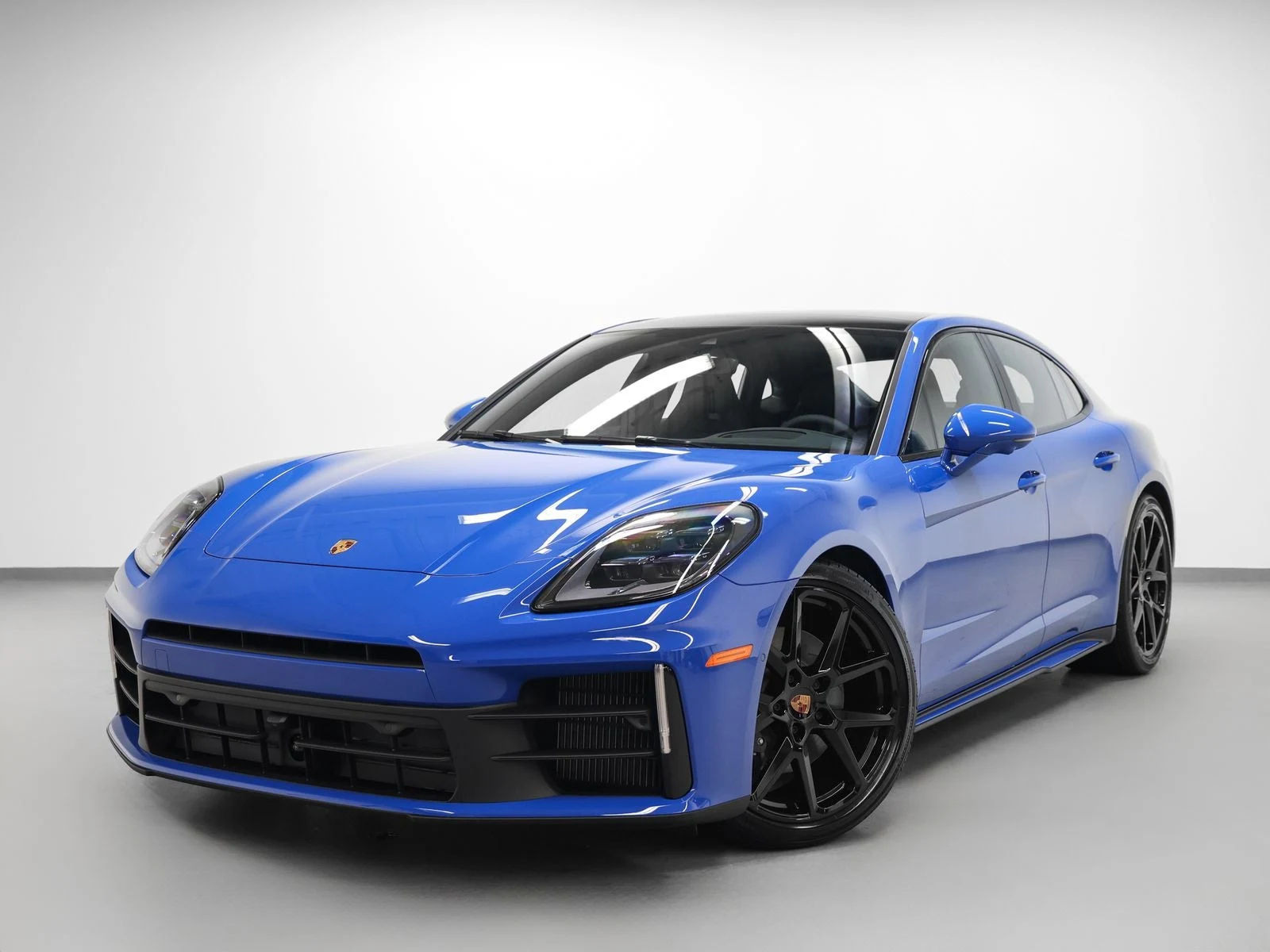 Porsche Panamera 4 (976) · Lugano Blue · Indigo Auto Group
