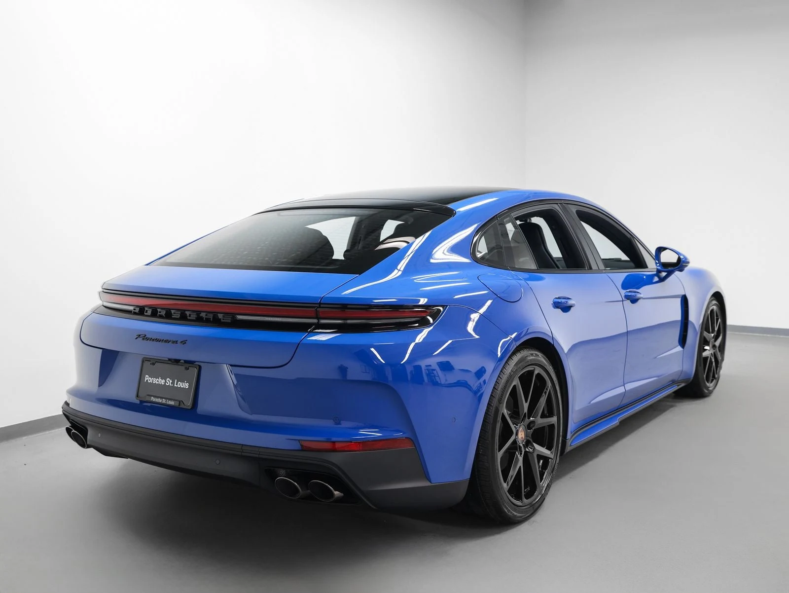 2026 Porsche Panamera 4 (976), 11/20