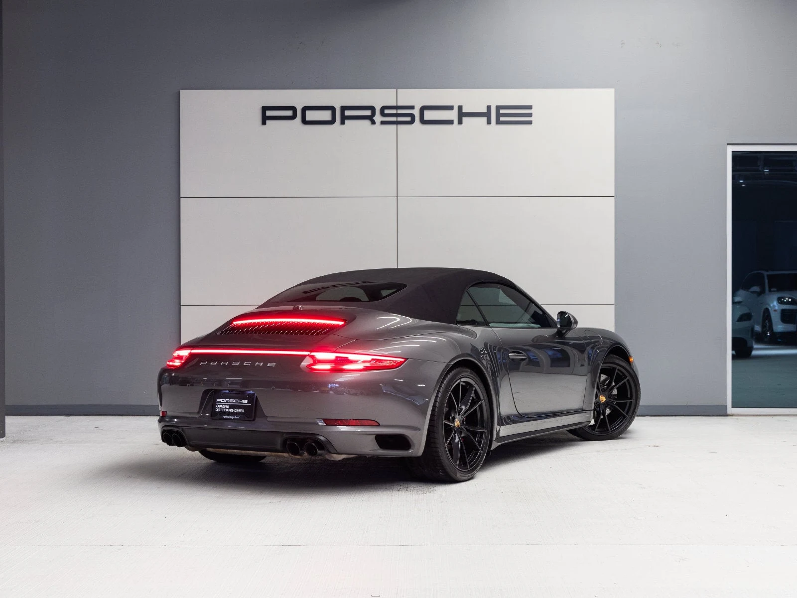 2017 Porsche 911 Carrera 4S Cabriolet (991.2), 7/20