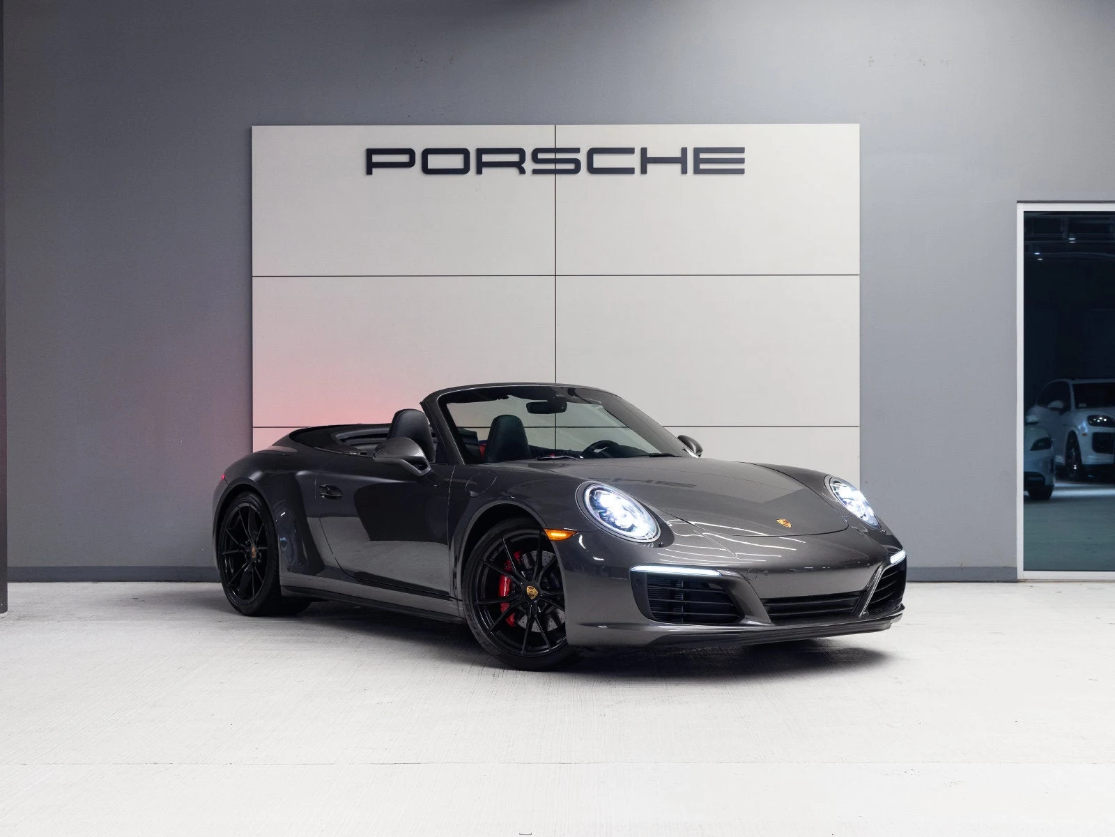 2017 Porsche 911 Carrera 4S Cabriolet (991.2), 11/20