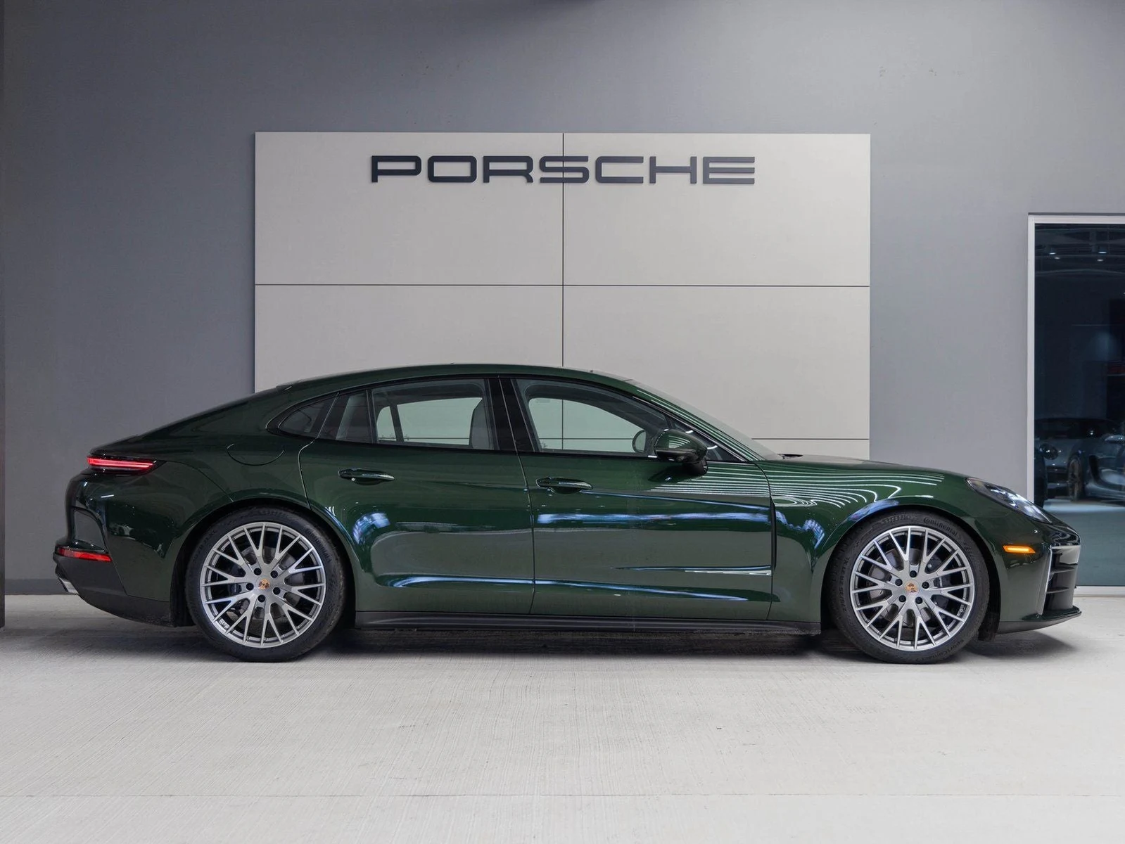 2026 Porsche Panamera (976), 8/20