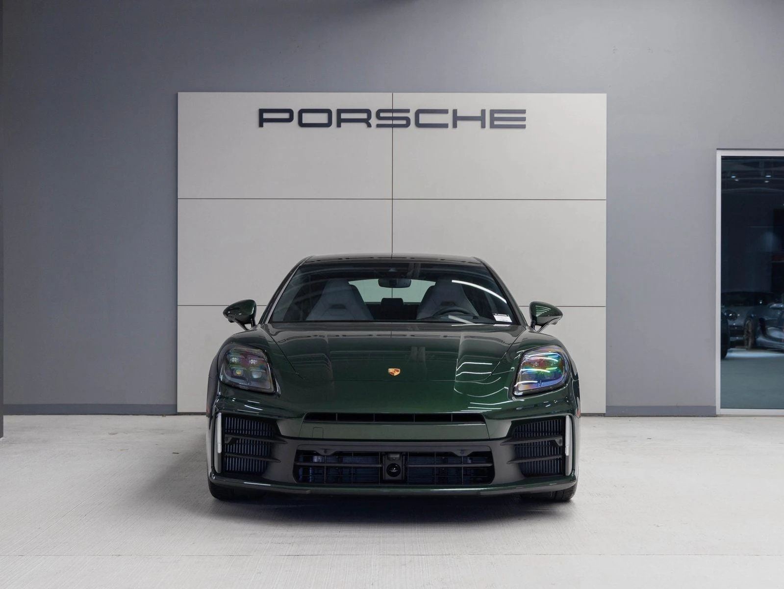 2026 Porsche Panamera (976), 10/20
