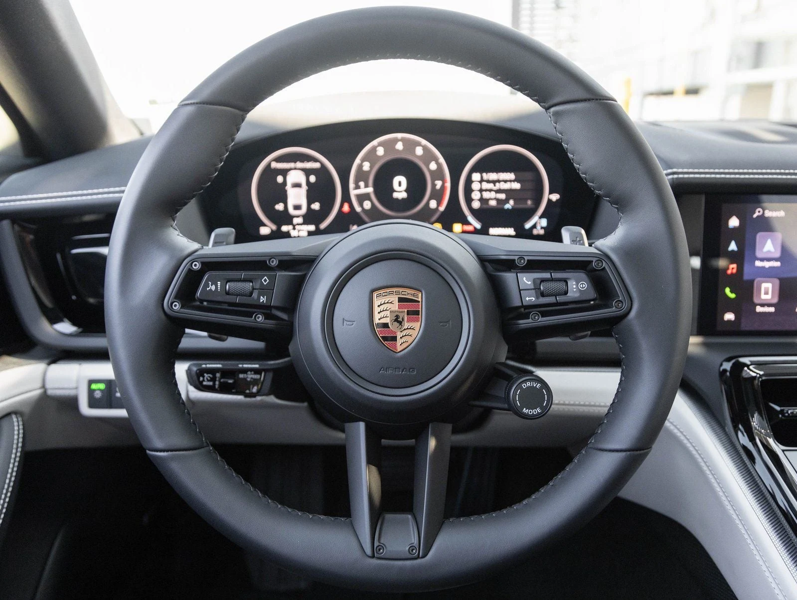 2026 Porsche Panamera (976), 13/20