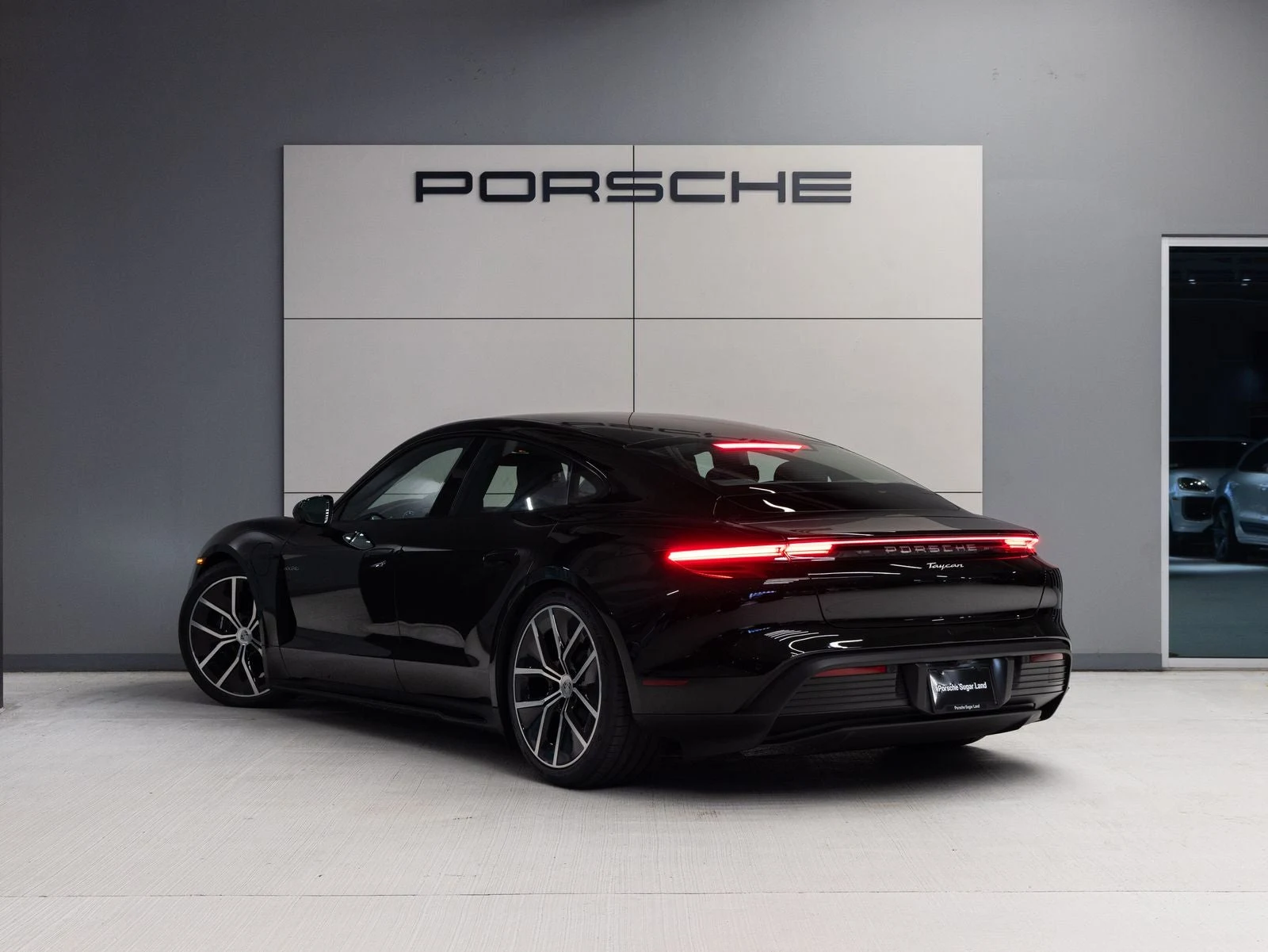 2026 Porsche Taycan Sedan (2025 Update), 3/20