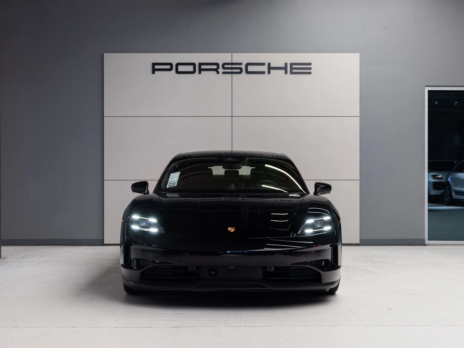 2026 Porsche Taycan Sedan (2025 Update), 10/20