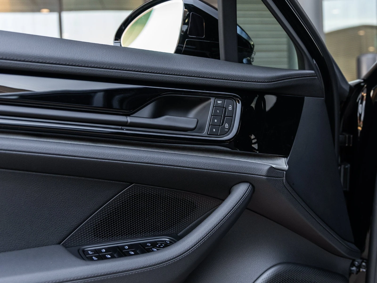 2026 Porsche Panamera 4 (976), 20/20