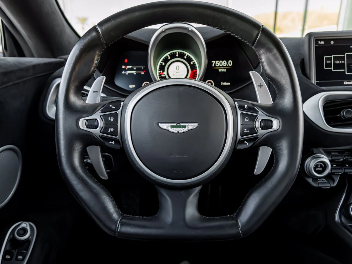2021 Aston Martin Vantage Coupé (2018), 11/20