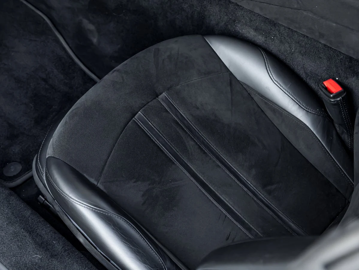 2021 Aston Martin Vantage Coupé (2018), 15/20
