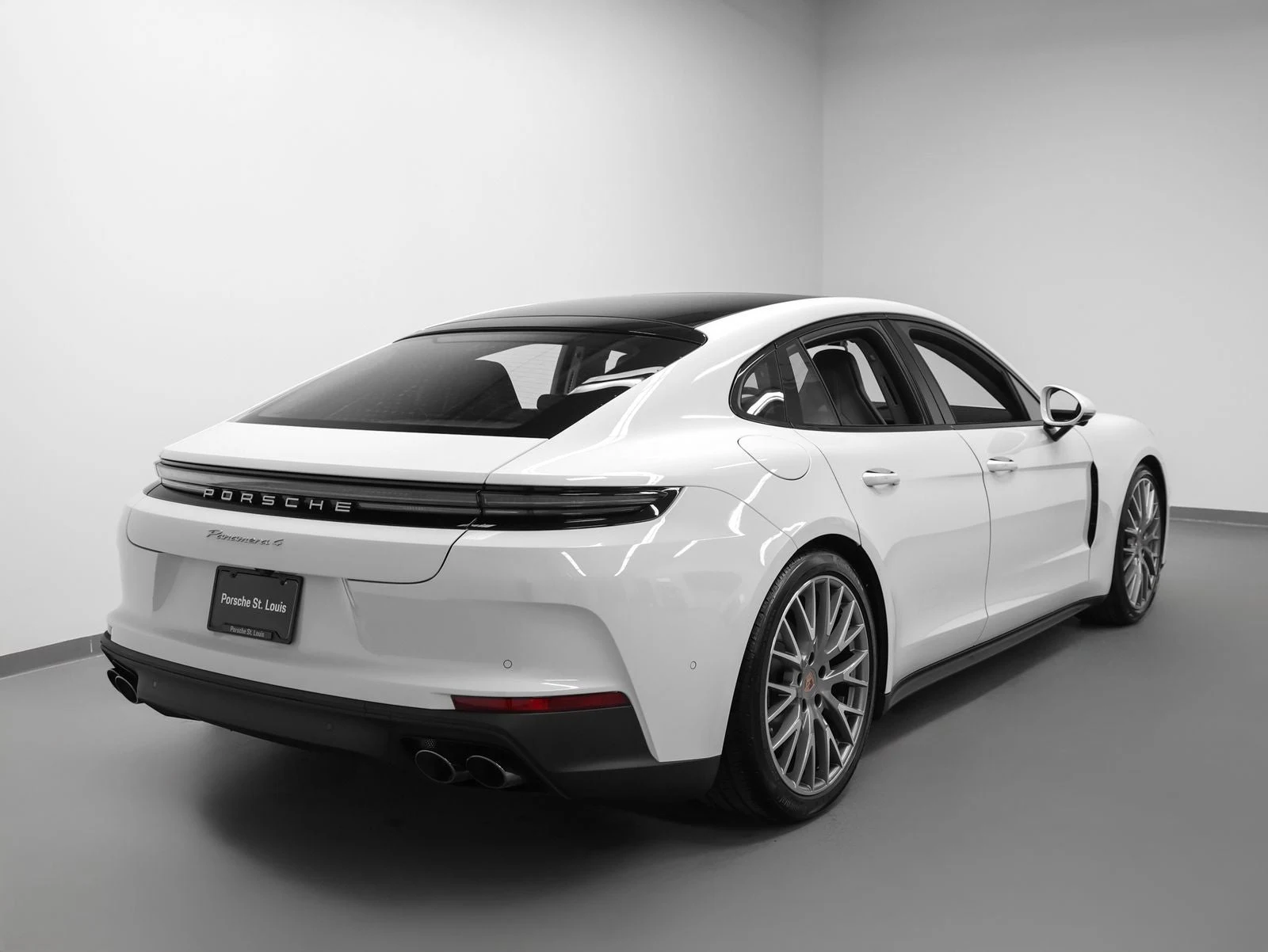 2026 Porsche Panamera 4 (976), 11/20