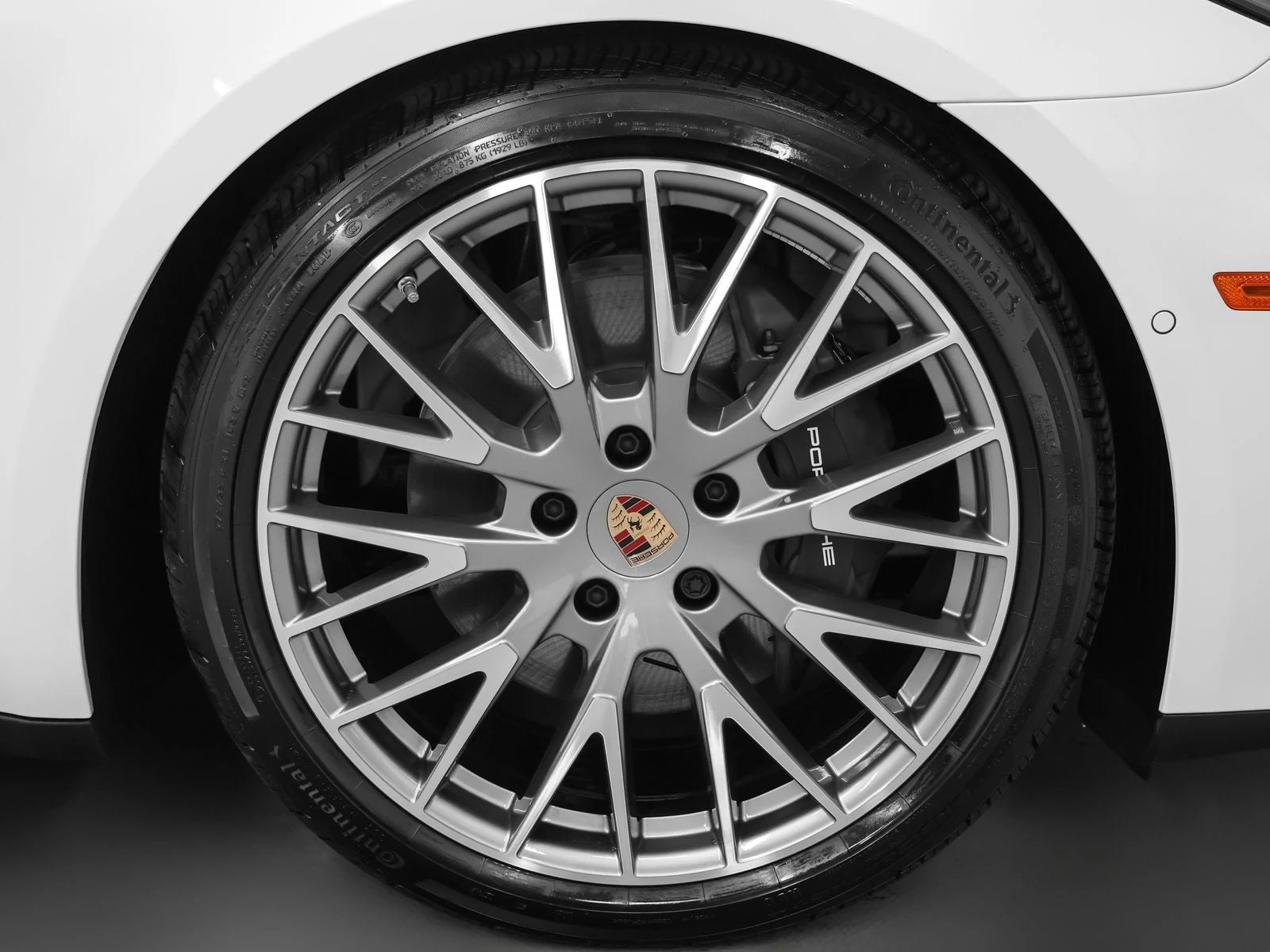 2026 Porsche Panamera 4 (976), 16/20