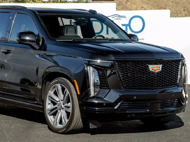 2026 Cadillac Escalade ESV Platinum Edition (5th Generation), 5/20