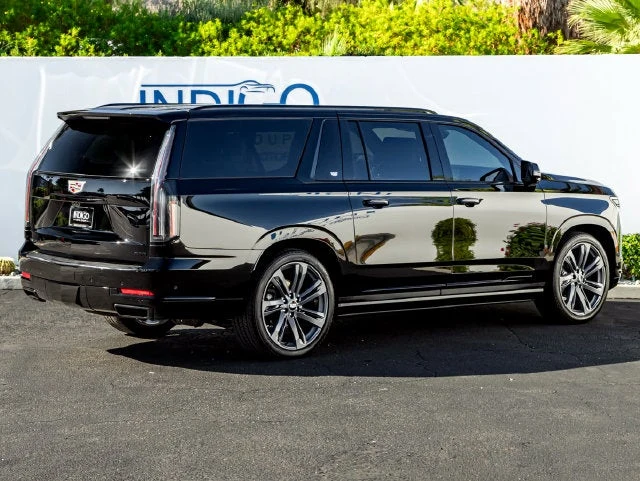 2026 Cadillac Escalade ESV Platinum Edition (5th Generation), 6/20